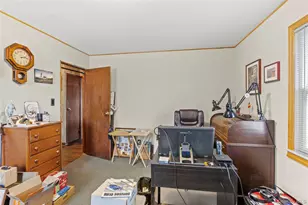 2340 Devon St, East Meadow, NY 11554 - Photo 19