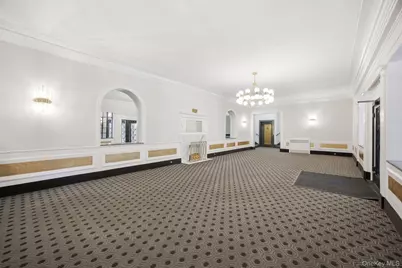 12416 84th Road #2E, Kew Gardens, NY 11415 - Photo 17