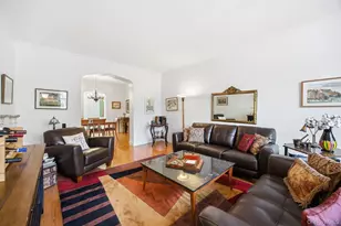 124-16 84th Rd, Kew Gardens, NY 11415 - Photo 7