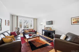 124-16 84th Rd, Kew Gardens, NY 11415 - Photo 5