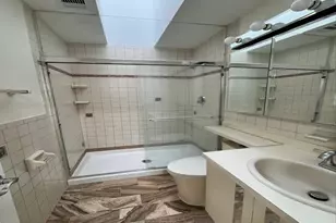 80 Northgate Cir, Melville, NY 11747 - Photo 15