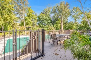 80 Northgate Cir, Melville, NY 11747 - Photo 21