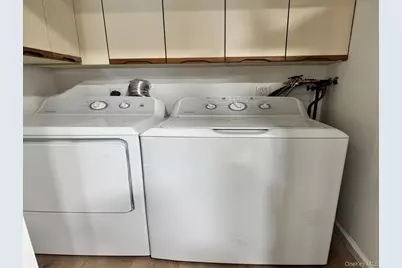 80 Northgate Circle, Melville, NY 11747 - Photo 11