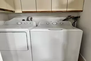 80 Northgate Cir, Melville, NY 11747 - Photo 11