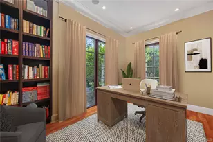 48 Nassau Dr, Great Neck, NY 11021 - Photo 17