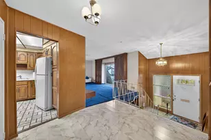 50 Netto Ln, Plainview, NY 11803 - Photo 3