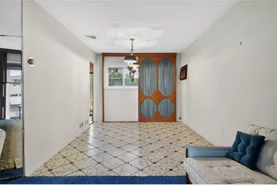 50 Netto Lane, Plainview, NY 11803 - Photo 7