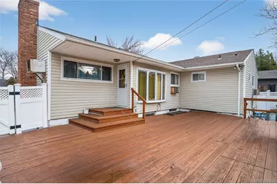 50 Netto Lane, Plainview, NY 11803 - Photo 23