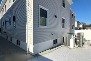 134-35 161st St, Springfield Gardens, NY 11434 - Photo 21