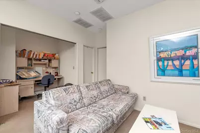 1055 Cedarhurst Street, Woodmere, NY 11581 - Photo 21