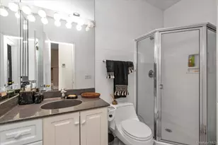 1055 Cedarhurst St, Woodmere, NY 11581 - Photo 23