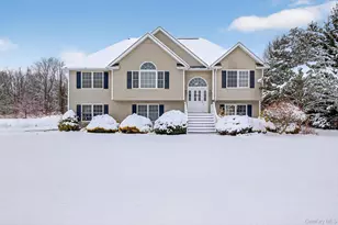 192 Robinson Ln, Wappingers Falls, NY 12590 - Photo 3