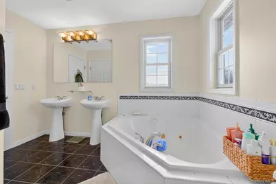 192 Robinson Lane, Wappingers Falls, NY 12590 - Photo 13