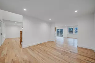 37 Locust Ave S, Medford, NY 11763 - Photo 13