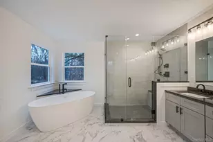 37 Locust Ave S, Medford, NY 11763 - Photo 19