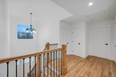 37 Locust Avenue S, Medford, NY 11763 - Photo 27