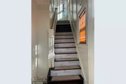 139 Derby Street, Valley Stream, NY 11581 - Photo 3