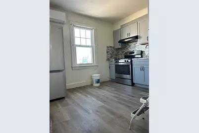 139 Derby Street, Valley Stream, NY 11581 - Photo 9