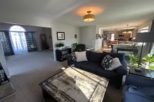 2 Daylilly Ct, Middle Island, NY 11953 - Photo 11