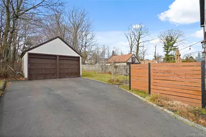 16 Herbert Avenue, White Plains, NY 10606 - Photo 33
