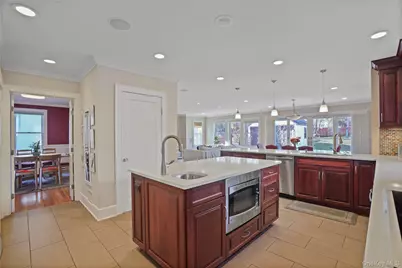 16 Herbert Avenue, White Plains, NY 10606 - Photo 15