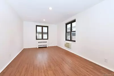 15 Hill Park Avenue #1-L, Great Neck, NY 11021 - Photo 19