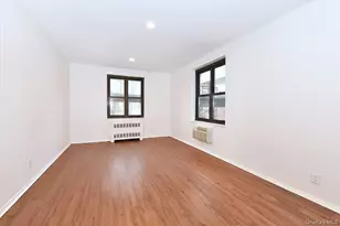 15 Hill Park Ave, Great Neck, NY 11021 - Photo 19