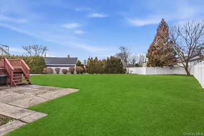 2493 Lloyd Court, North Bellmore, NY 11710 - Photo 19