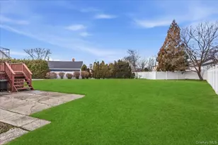 2493 Lloyd Ct, North Bellmore, NY 11710 - Photo 19