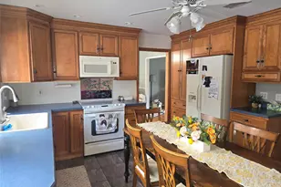 22 Rustic Rd, Yaphank, NY 11980 - Photo 5
