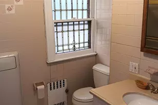 84-36 Abingdon Rd, Kew Gardens, NY 11415 - Photo 11