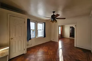 113-11 198th St, Saint Albans, NY 11412 - Photo 5