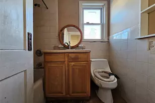 113-11 198th St, Saint Albans, NY 11412 - Photo 17