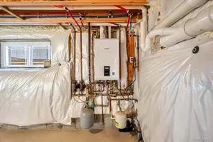 49 Barclay Rd, Mastic Beach, NY 11951 - Photo 33