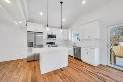 49 Barclay Road, Mastic Beach, NY 11951 - Photo 17