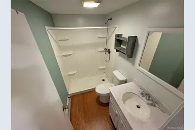 385 West Drive, Copiague, NY 11726 - Photo 5