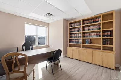 20 Park W #301, Long Beach, NY 11561 - Photo 5