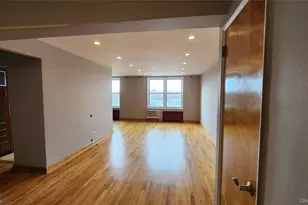 2580 Ocean Pkwy, Brooklyn, NY 11235 - Photo 3