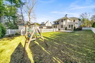 7 Putnam Rd, Scarsdale, NY 10583 - Photo 33