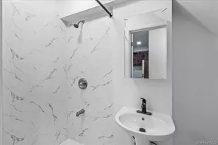 953A E 217th St, Bronx, NY 10469 - Photo 9