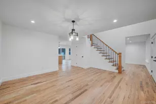 39 Locust Ave S, Medford, NY 11763 - Photo 15