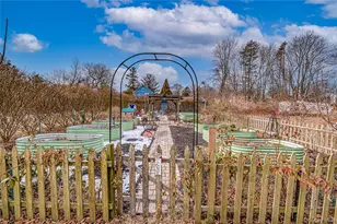 1451 Locust Ave, Bohemia, NY 11716 - Photo 9