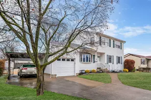 81 Hale St, Brentwood, NY 11717 - Photo 3