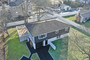 39 Roosevelt Blvd, Patchogue, NY 11772 - Photo 27