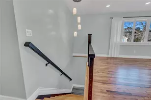 39 Roosevelt Blvd, Patchogue, NY 11772 - Photo 5