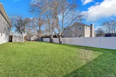39 Roosevelt Boulevard, Patchogue, NY 11772 - Photo 25