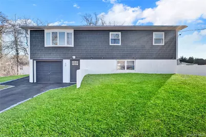 39 Roosevelt Boulevard, Patchogue, NY 11772 - Photo 1