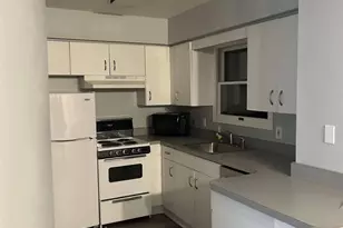 5 Whitney Ln, Coram, NY 11727 - Photo 7