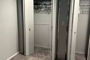 5 Whitney Ln, Coram, NY 11727 - Photo 7