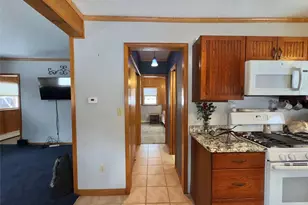 19 Schultz Ln, Wurtsboro, NY 12790 - Photo 9